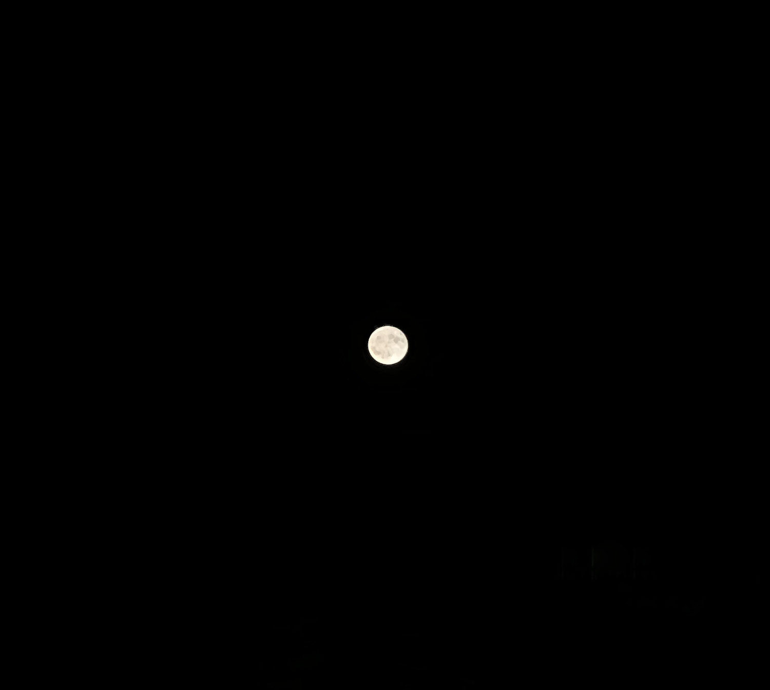 moon-by-iphone